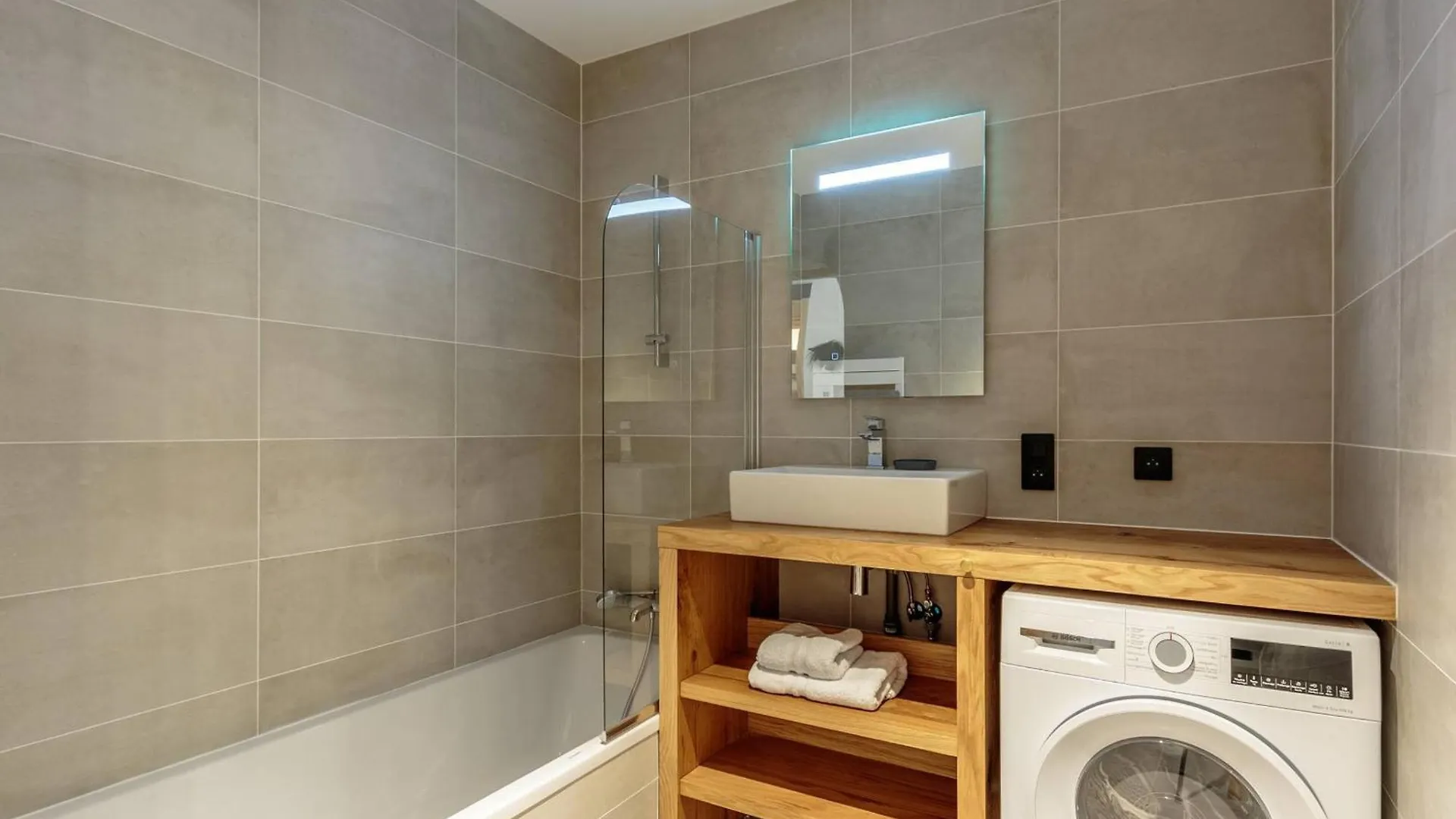Appartement Neuf Cosy Avec Terrasse, 1 Chambre, Parking, Wifi, Pres Des Pistes - Fr-1-638-10 ラ・プラーニュ フランス